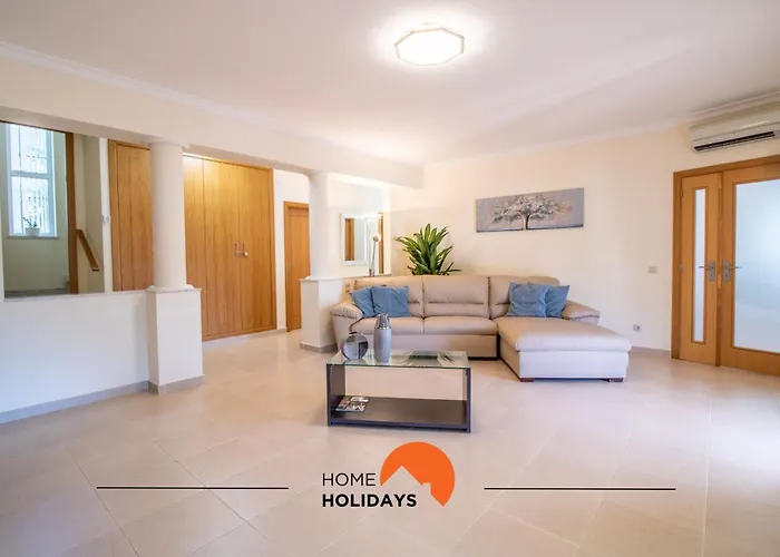 #297 Espacosa Vivenda V5 By Holidays