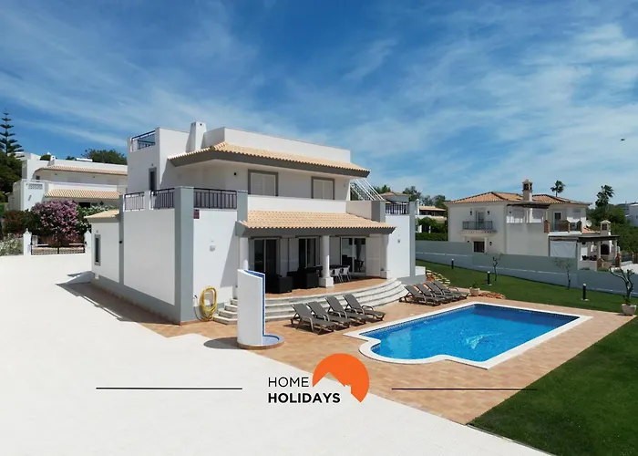 Holiday home #297 Espacosa Vivenda V5 By Holidays