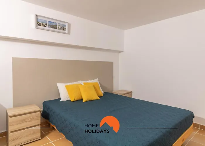 Holiday home #297 Espacosa Vivenda V5 By Holidays