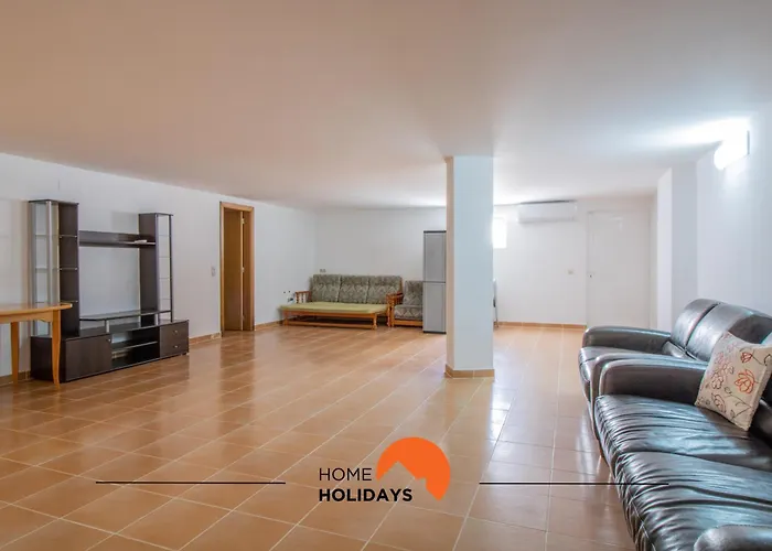 Holiday home #297 Espacosa Vivenda V5 By Holidays