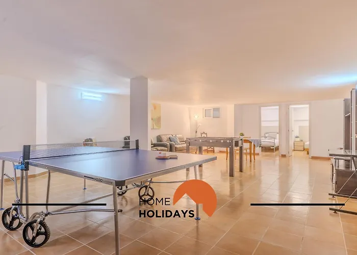 Holiday home #297 Espacosa Vivenda V5 By Holidays